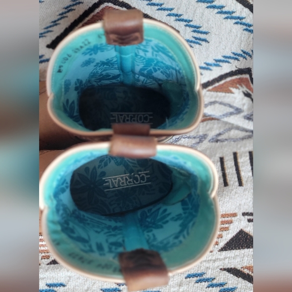 Corral Brown and Cream Embroidered Cowgirl Boots, Size 8 - Picture 6 of 10